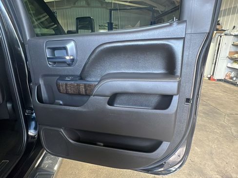 Used 2015 GMC Sierra 2500 Denali AWD/4WD image 17