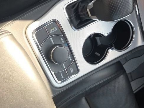 Used 2019 Jeep Grand Cherokee SRT AWD/4WD image 28