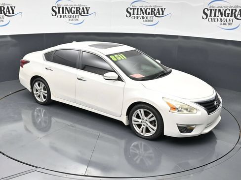 Used 2014 Nissan Altima 3.5 SL FWD image 21