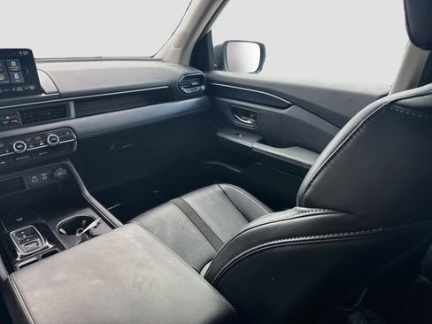 Used 2024 Honda Pilot EX-L image 19