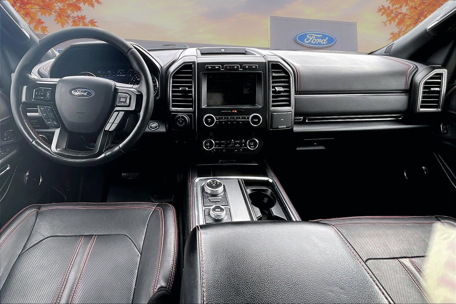 Used 2019 Ford Expedition Limited w/ Equipment Group 303A AWD/4WD image 7