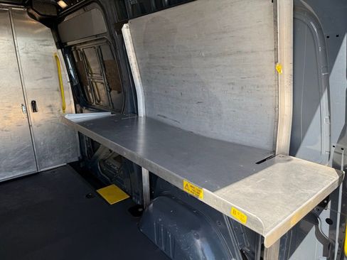 Used 2019 Mercedes-Benz Sprinter 144 image 45