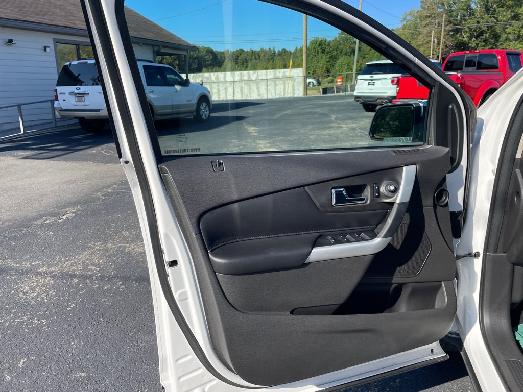 Used 2013 Ford Edge SEL AWD/4WD image 11