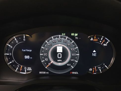 Used 2019 Cadillac Escalade ESV Premium Luxury image 33