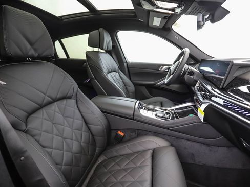 New 2026 BMW X6 M60i AWD/4WD image 31
