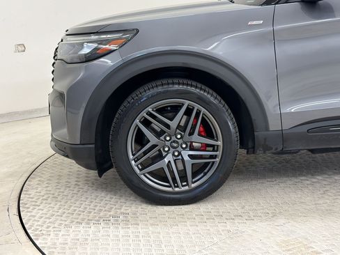 Certified 2025 Ford Explorer ST-Line w/ ST-Line Street Pack AWD/4WD image 13