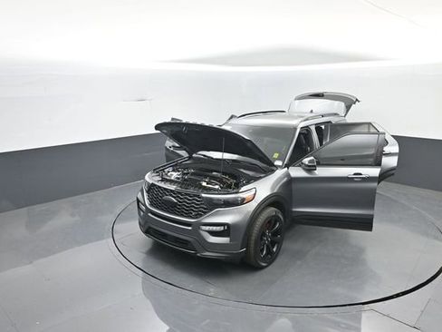 Certified 2023 Ford Explorer ST w/ Equipment Group 401A AWD/4WD image 42