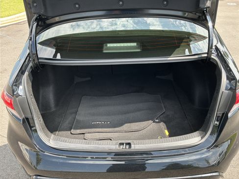 Used 2024 Toyota Corolla SE FWD image 31