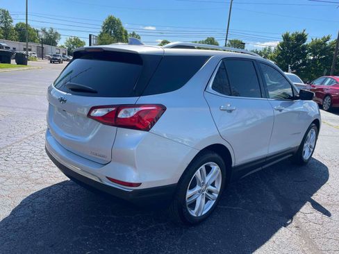 Used 2020 Chevrolet Equinox Premier FWD image 4