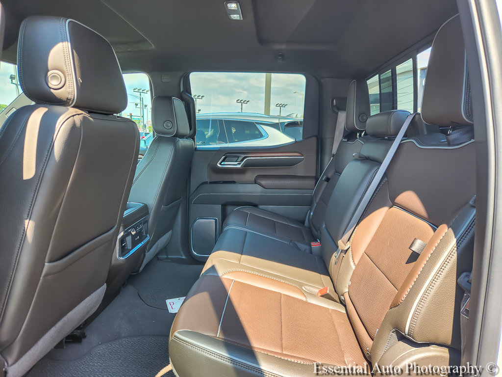 Used 2024 GMC Sierra 1500 Denali AWD/4WD image 9