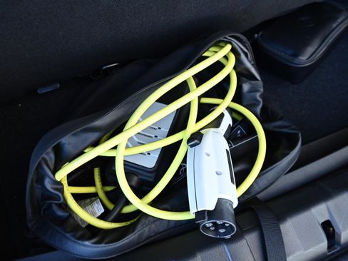 Used 2022 BMW 330e w/ M Sport Package image 30