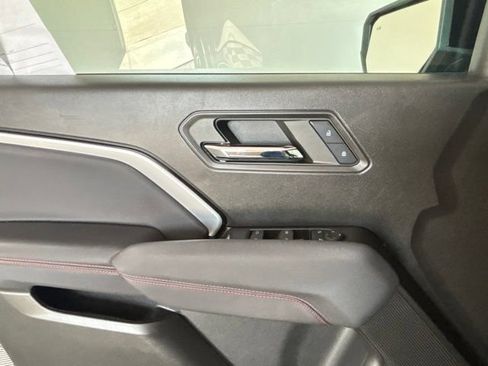 Used 2024 Chevrolet Colorado Z71 w/ LPO, Dark Essentials Package AWD/4WD image 15