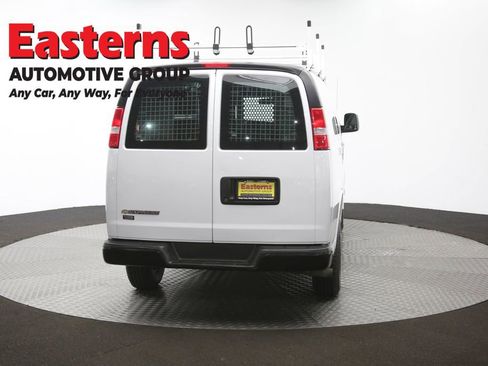 Used 2020 Chevrolet Express 2500 w/ Driver Convenience Package image 38