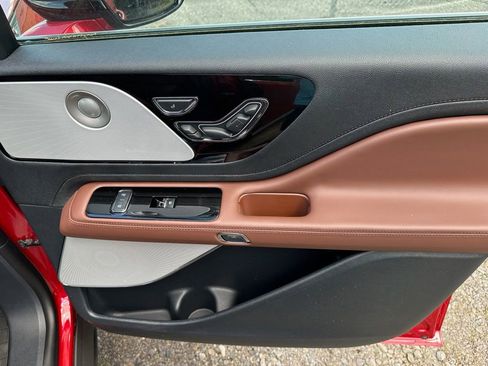 New 2026 Lincoln Aviator Reserve AWD/4WD image 25