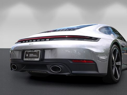 Used 2025 Porsche 911 Carrera RWD image 16
