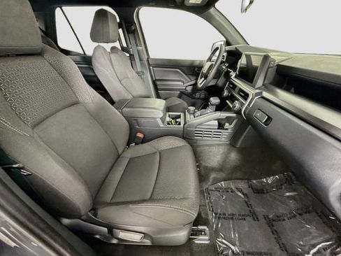 Certified 2026 Toyota 4Runner SR5 AWD/4WD image 28
