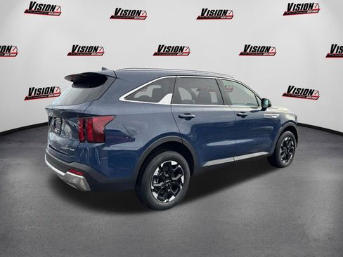 New 2026 Kia Sorento S image 5