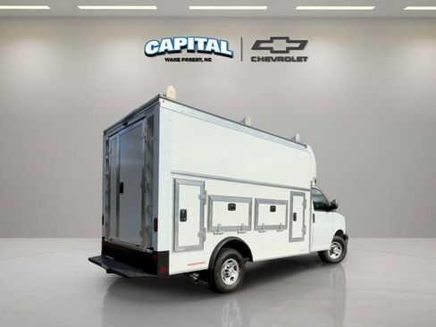 New 2025 Chevrolet Express 3500 w/ Power Convenience Package RWD image 5