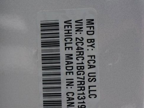 Used 2024 Chrysler Pacifica Touring-L image 95