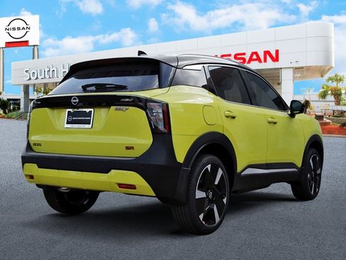 New 2025 Nissan Kicks SR w/ Illumination Package image 4