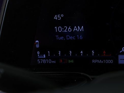 Used 2024 Cadillac Escalade Sport image 11