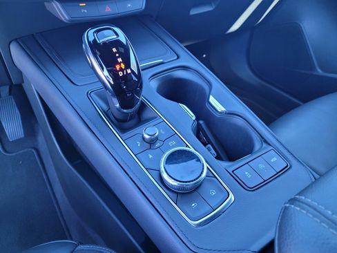 Certified 2024 Cadillac XT4 Premium Luxury image 18