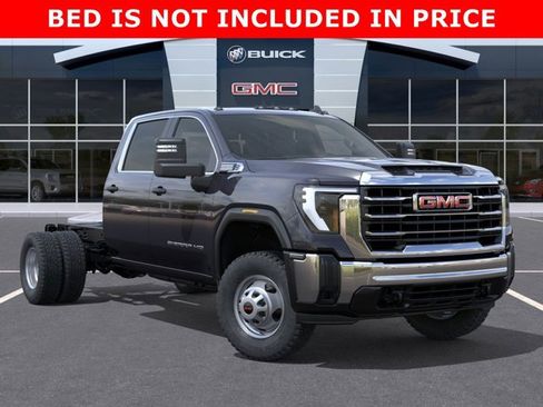 New 2025 GMC Sierra 3500 Pro w/ Convenience Package image 7