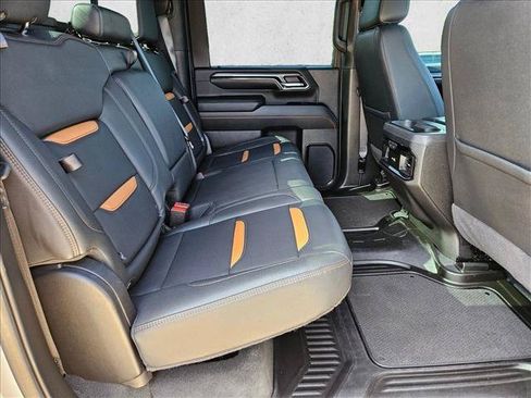 Used 2024 GMC Sierra 2500 AT4 w/ AT4 Premium Plus Package AWD/4WD image 20