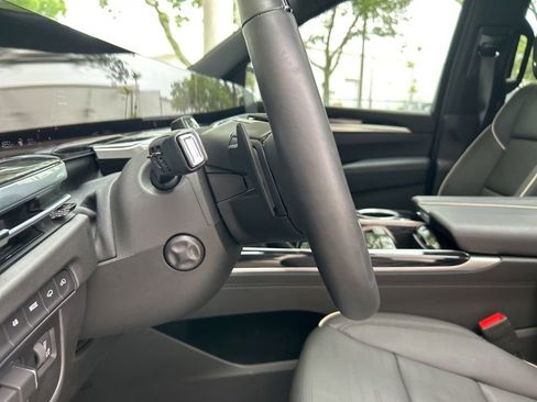 Used 2026 Cadillac Escalade Sport w/ Touring Package AWD/4WD image 51