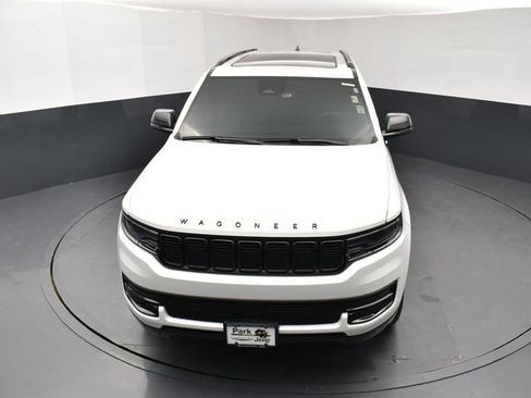 Used 2024 Jeep Wagoneer Series II image 17