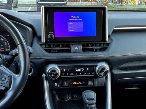 Used 2023 Toyota RAV4 XLE image 18