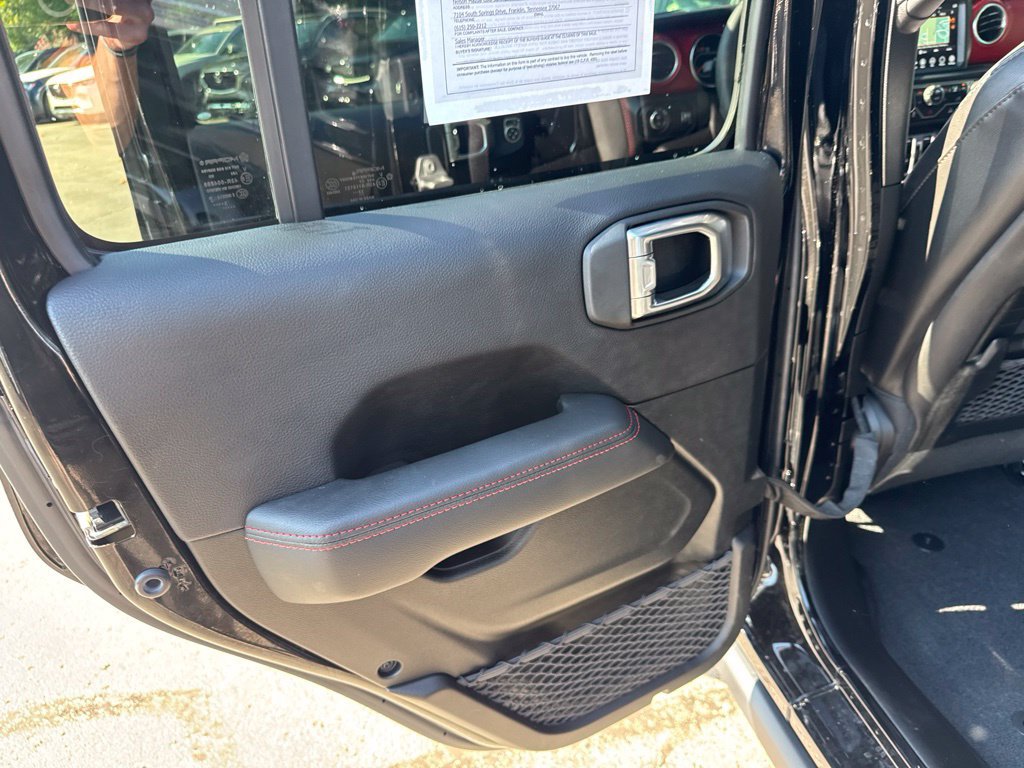 Used 2023 Jeep Gladiator Rubicon w/ LED Lighting Group AWD/4WD image 61