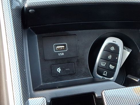 Used 2023 Hyundai Santa Fe SEL w/ Premium Package AWD/4WD image 26