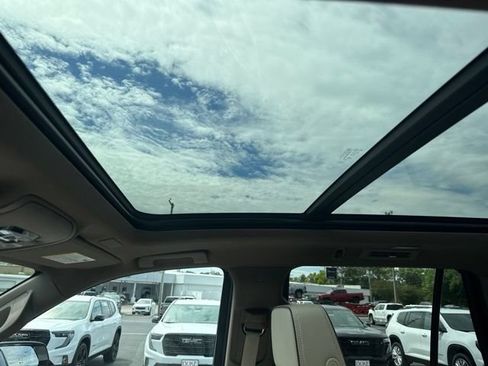 New 2026 GMC Yukon Denali w/ Sun & Power Step Package AWD/4WD image 5