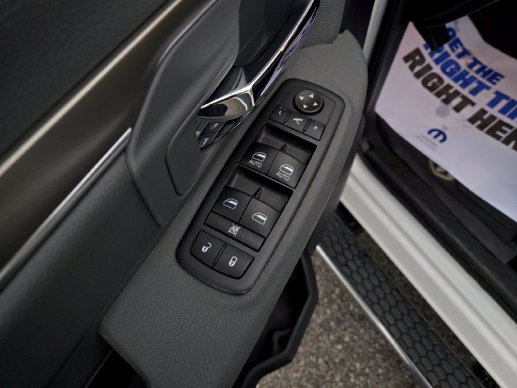 Used 2016 RAM 1500 Big Horn AWD/4WD image 15