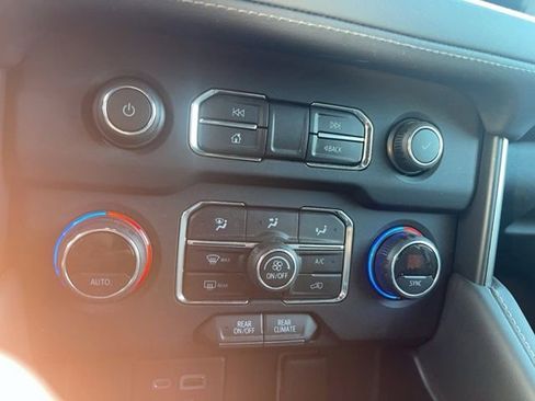 Used 2021 Chevrolet Tahoe LS AWD/4WD image 39
