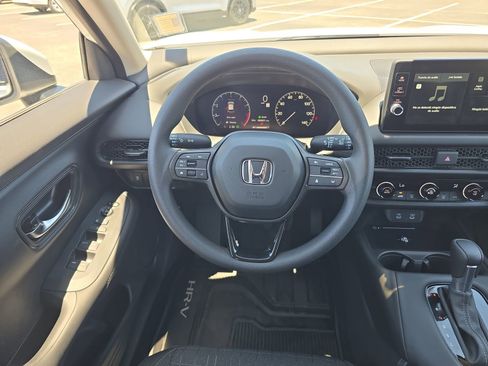 Used 2026 Honda HR-V LX image 10
