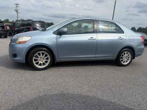 Used 2010 Toyota Yaris Sedan FWD image 19