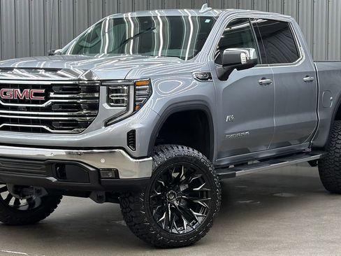 Used 2026 GMC Sierra 1500 SLT w/ SLT Premium Plus Package AWD/4WD image 1