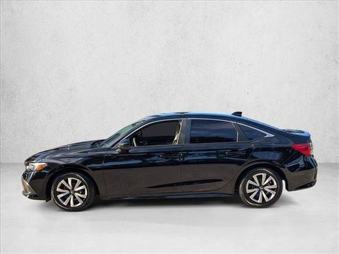 Used 2023 Honda Civic LX image 9