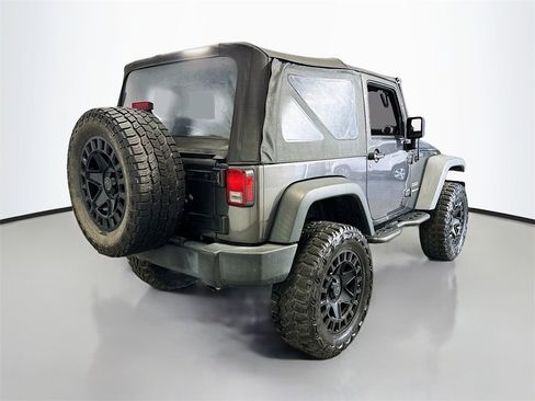 Used 2017 Jeep Wrangler Sport image 6