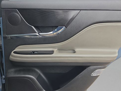 Used 2023 Lincoln Corsair Reserve w/ Equipment Group 201A image 42