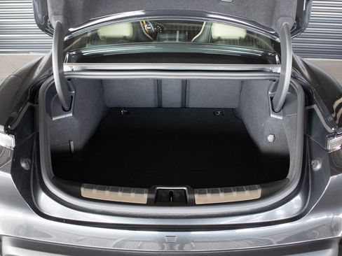 Certified 2024 Porsche Taycan 4S AWD/4WD image 28