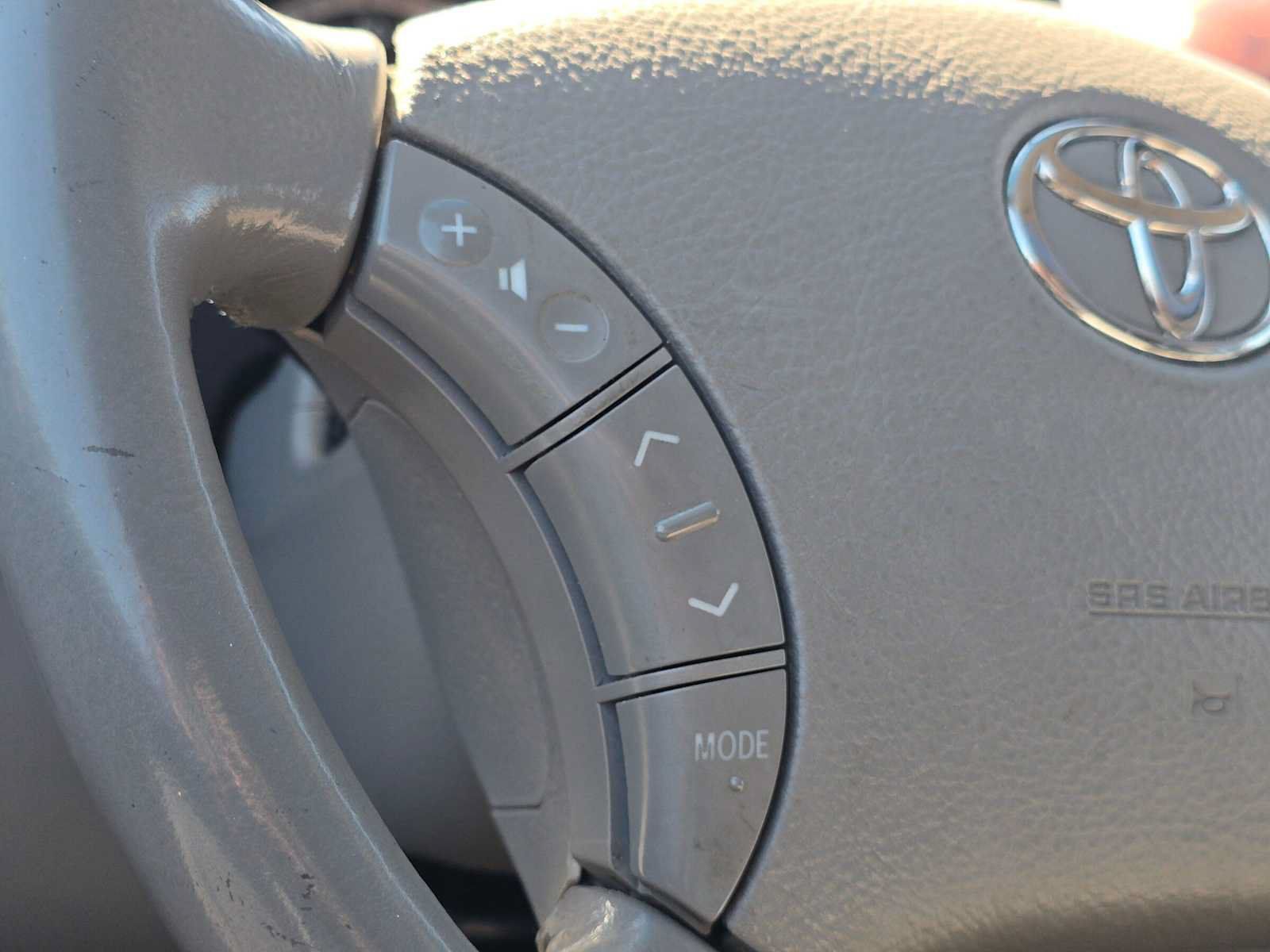 Used 2005 Toyota Sienna XLE Limited w/ XLE Limited Pkg 1 FWD image 31