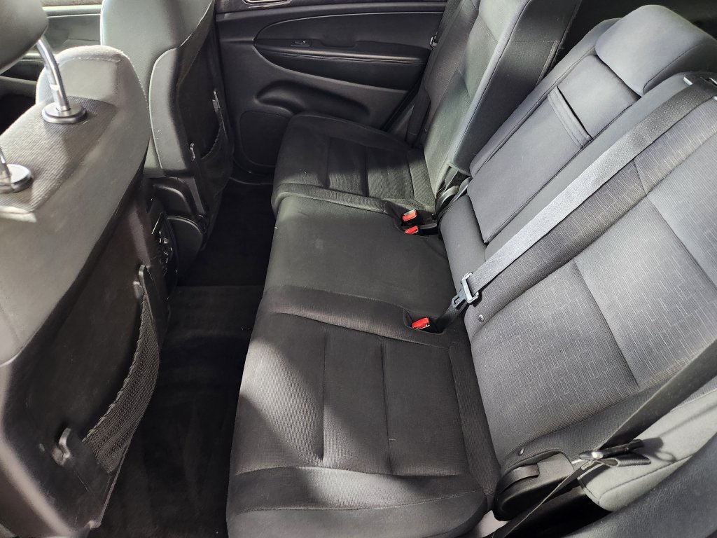 Used 2012 Jeep Grand Cherokee Laredo w/ Laredo E Group AWD/4WD image 15