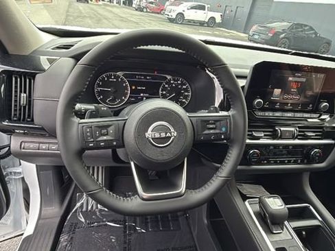 New 2025 Nissan Pathfinder SV w/ Cargo Package image 18