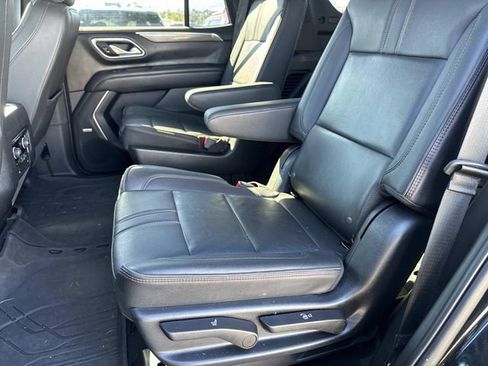 Used 2022 Chevrolet Tahoe RST w/ Sport Performance Package image 11