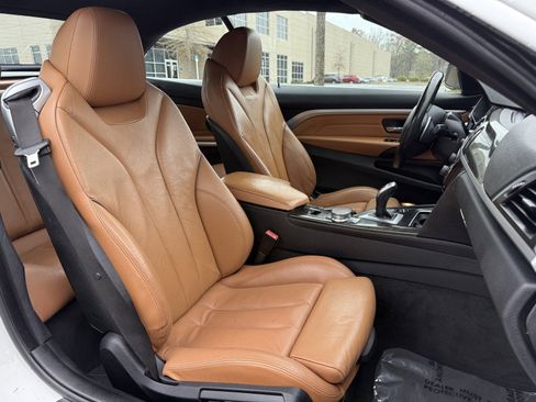 Used 2018 BMW 430i Convertible image 35