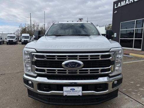 New 2026 Ford F350 XL w/ XL Chrome Package image 3