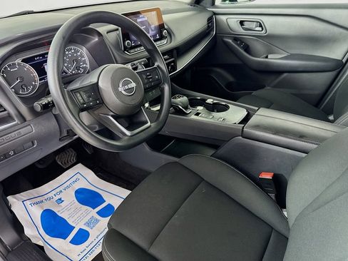 Used 2024 Nissan Rogue S FWD image 10